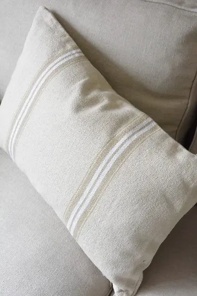 MONTAUBAN CUSHION - WHITE - 40X60 CM