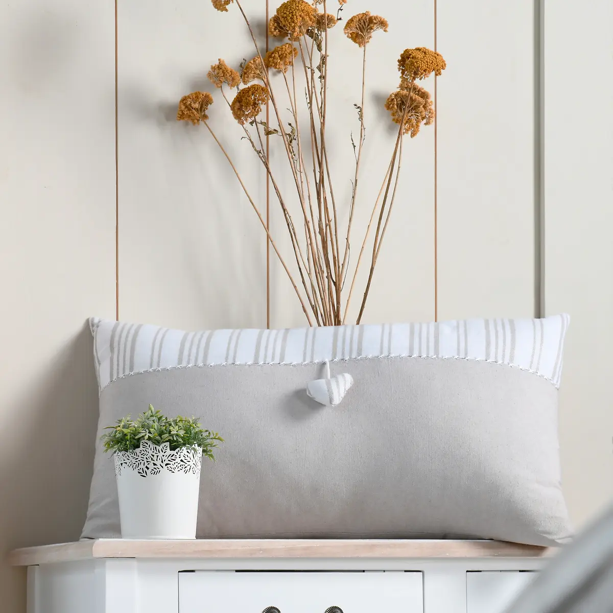 JOSEPHINE CUSHION - ECRU - 35X60 CM