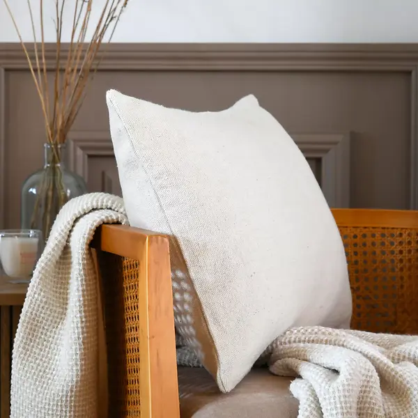 MONACO CUSHION - ECRU - 40X60 CM