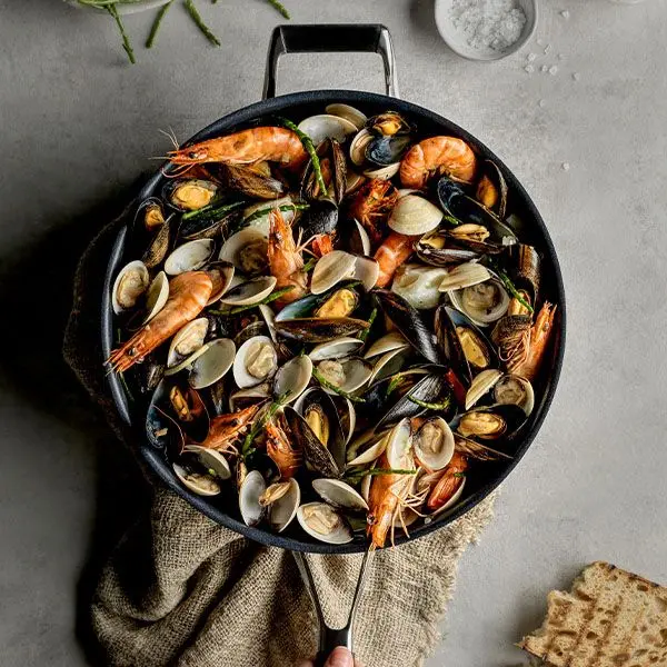 STELLAR FLOW NON-STICK FRYING PAN - 30 CM
