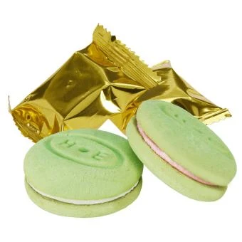 LILYS ROUND TIN WITH MACARON