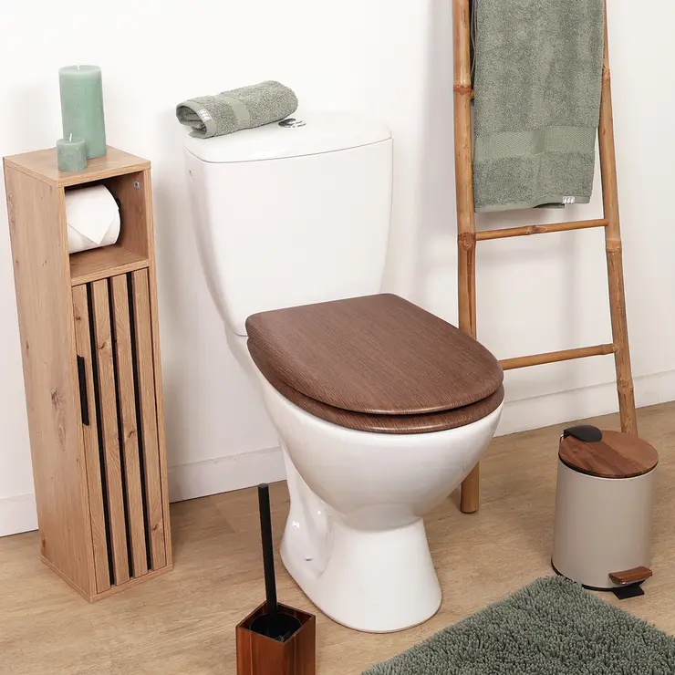 MOLDED TOILET SEAT 18 INCHES