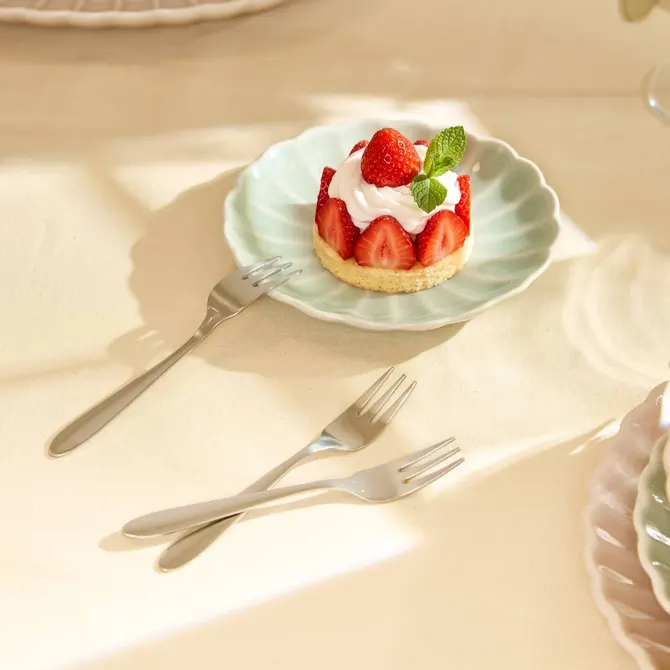 SET OF 4 NEVIS DESSERT FORKS 14.3 CM - SILVER