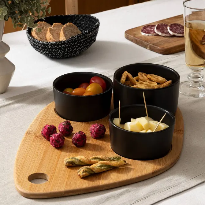 4-PIECE BAMBOO SNACK SET - BLACK