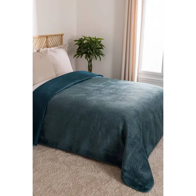 DELIA VELVET LEAF BEDSPREAD 240X260 CM - DUCK BLUE