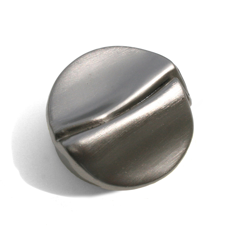Laurey Garbow Round Cabinet Knob 1-3/8 in. Dia. 1-5/16 in. Satin Nickel 1 pc.