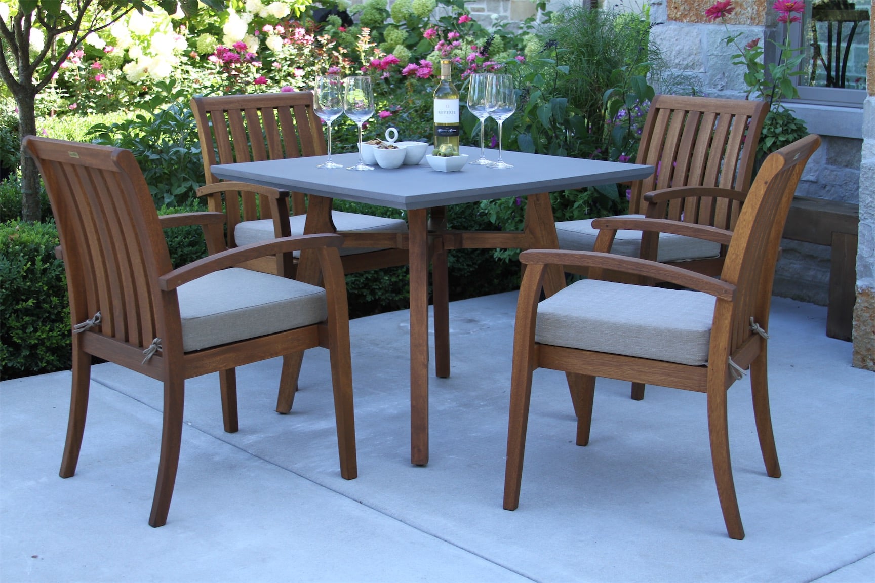 composite outdoor dining table