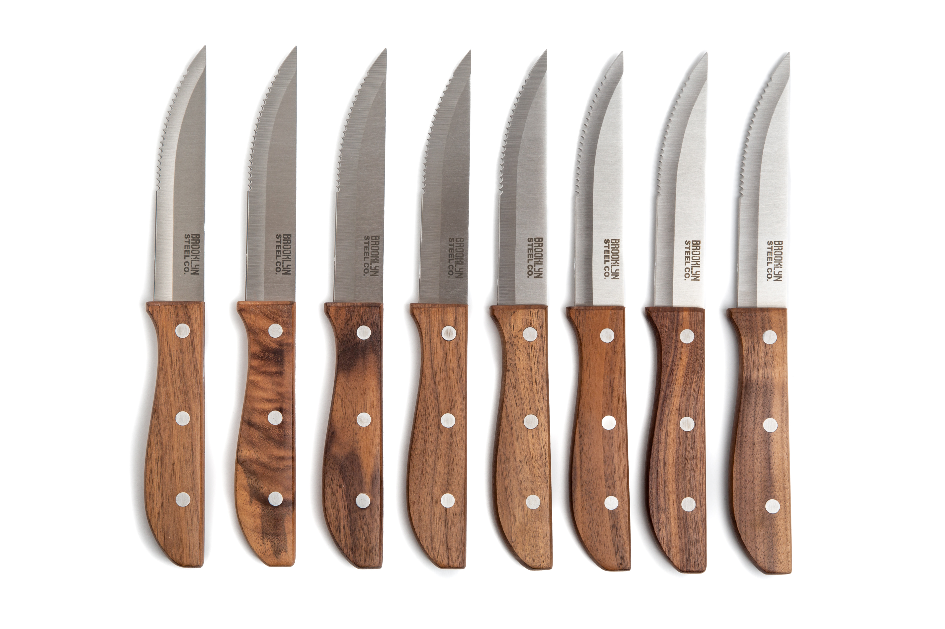 8PC JUMBO STEAK KNIVES - WALNUT