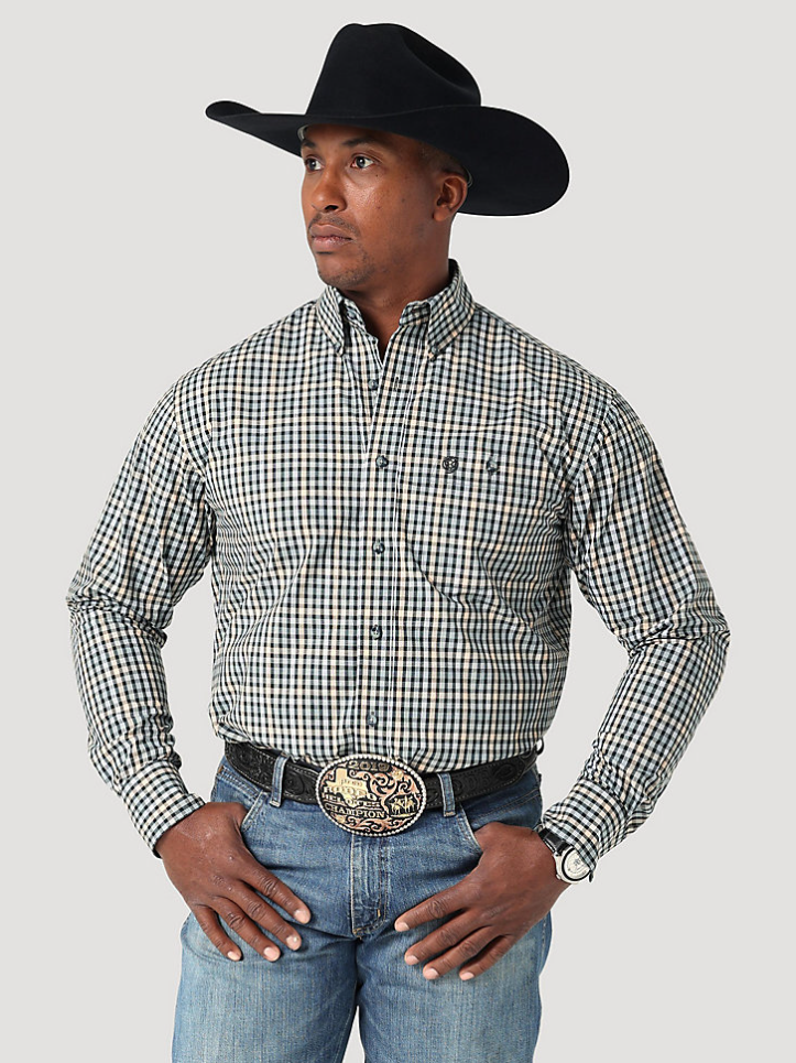 Wrangler Men's George Strait Plaid Long Sleeve Western Shirt