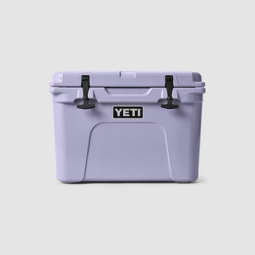 Yeti Tundra 35 Hard Cooler - Cosmic Lilac