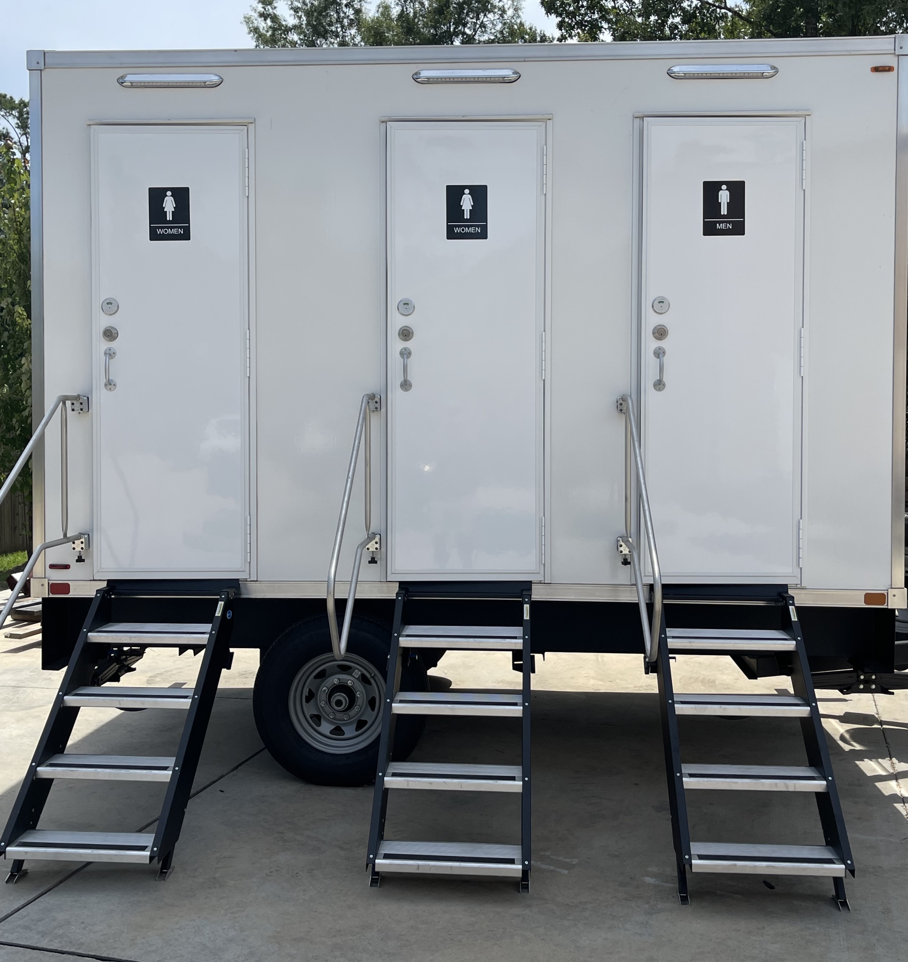 Luxury Restroom Trailer