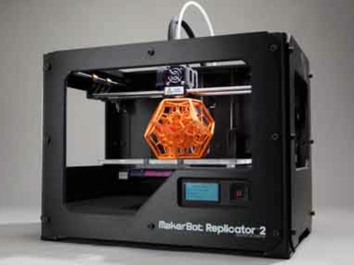 5. The MakerBot Replicator 2
The MakerBot Replicator 2 is a great choice for those who are looking for a high-quality machine that is also relatively affordable. This machine is easy to use and comes with a wide range of features.