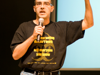 Dave McClure: Wikipedia Contributor