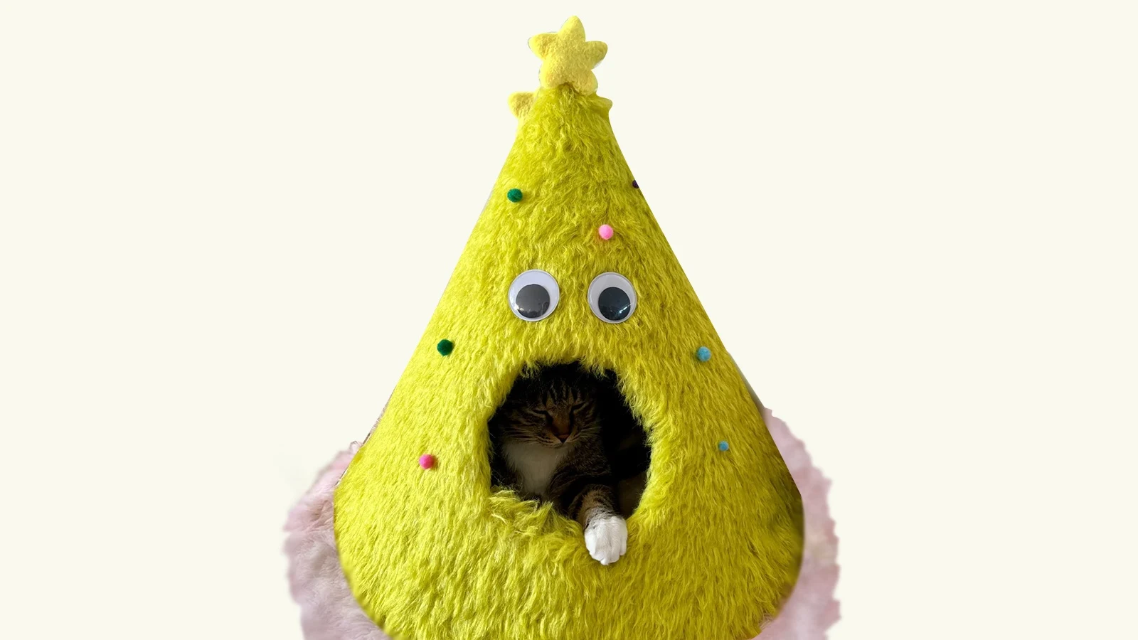 DIY Christmas Tree Cat Bed