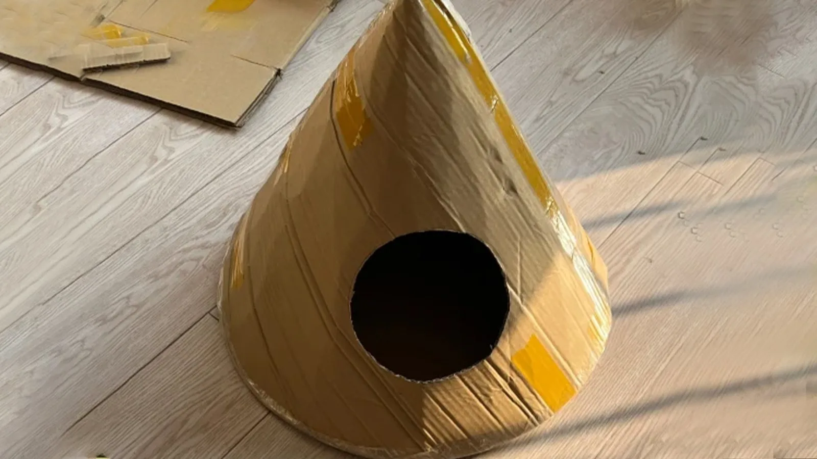 DIY Christmas Tree Cat Bed