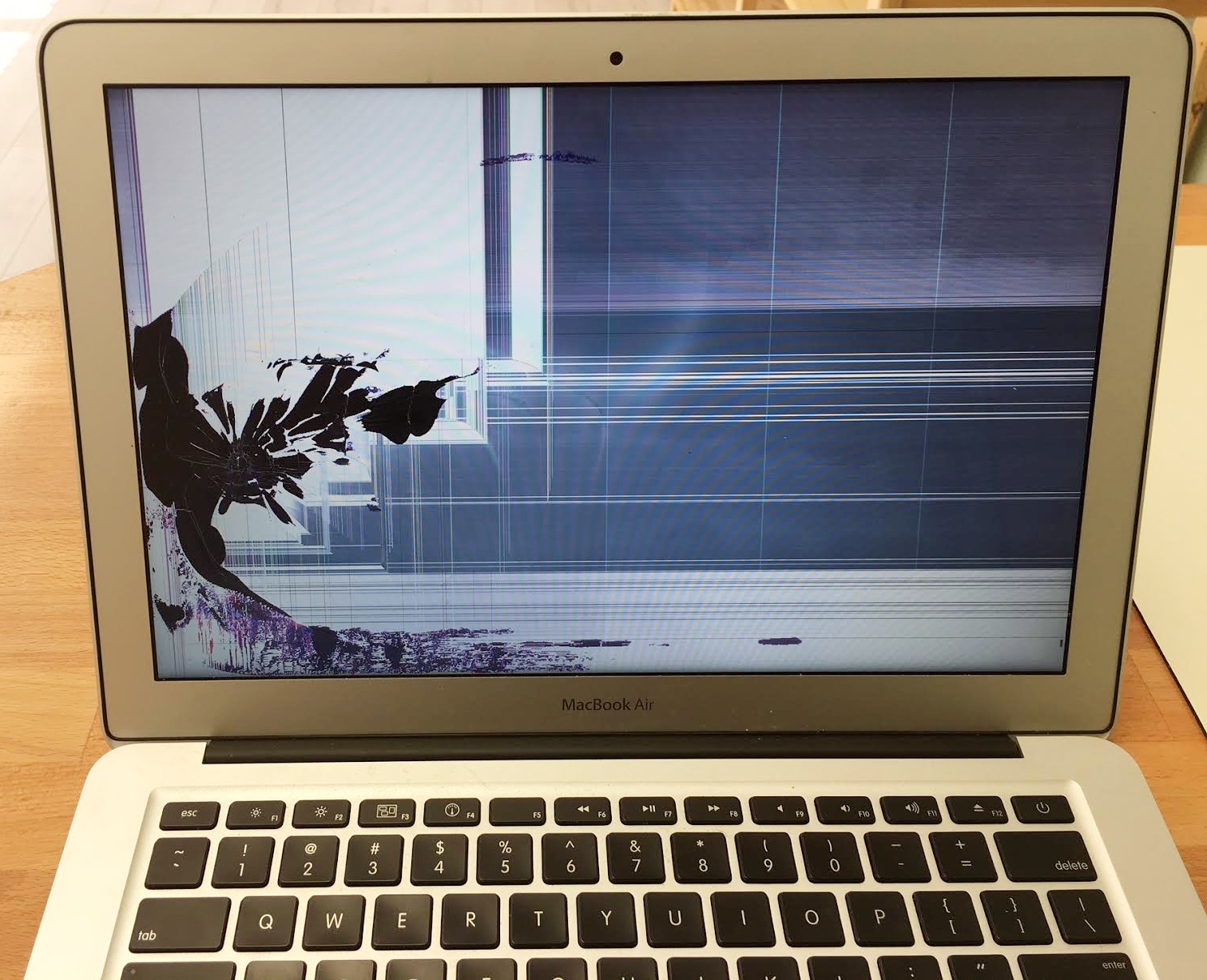 How To Replace A Broken Macbook Screen 