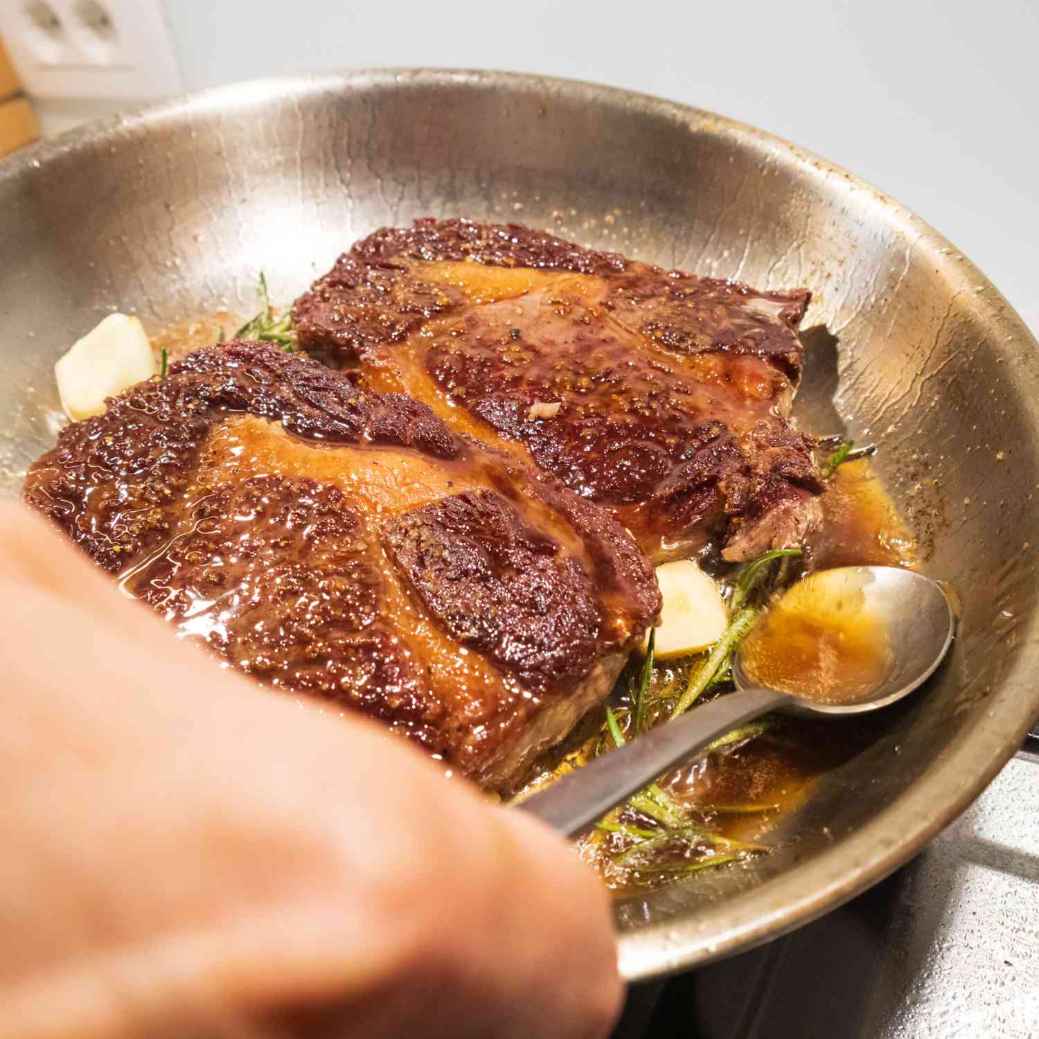 The King of Steaks: Ribeye Meat King Guide - MeatKing.hk