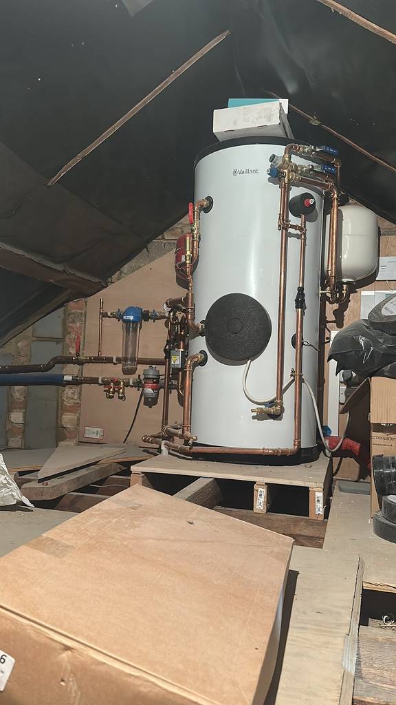 Vaillant Unit side view