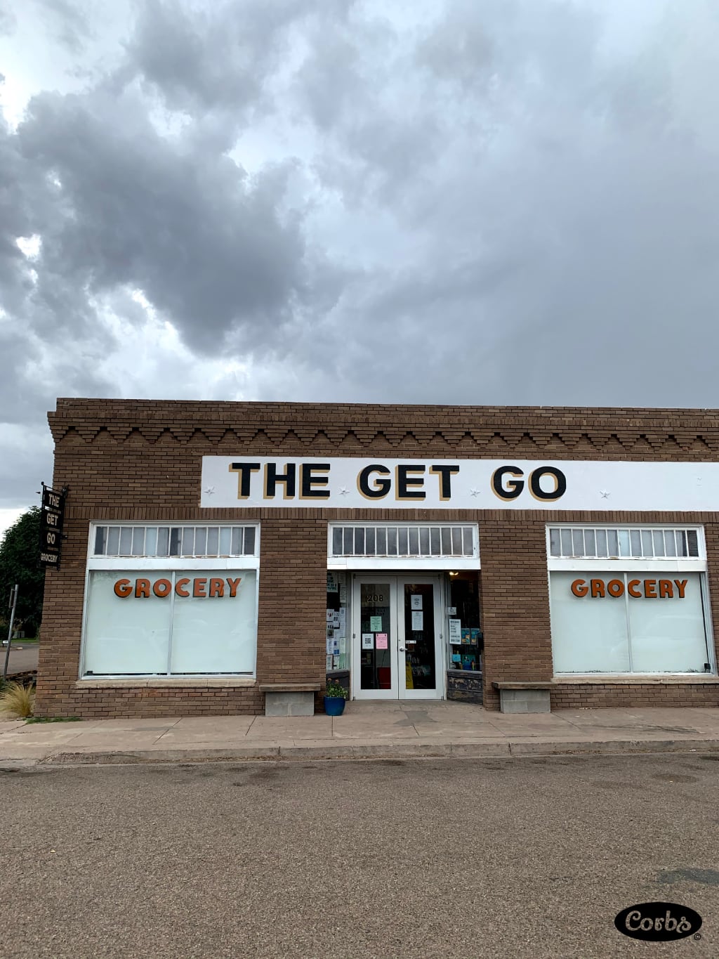 The Get Go, get in, get go, Marfa TX.