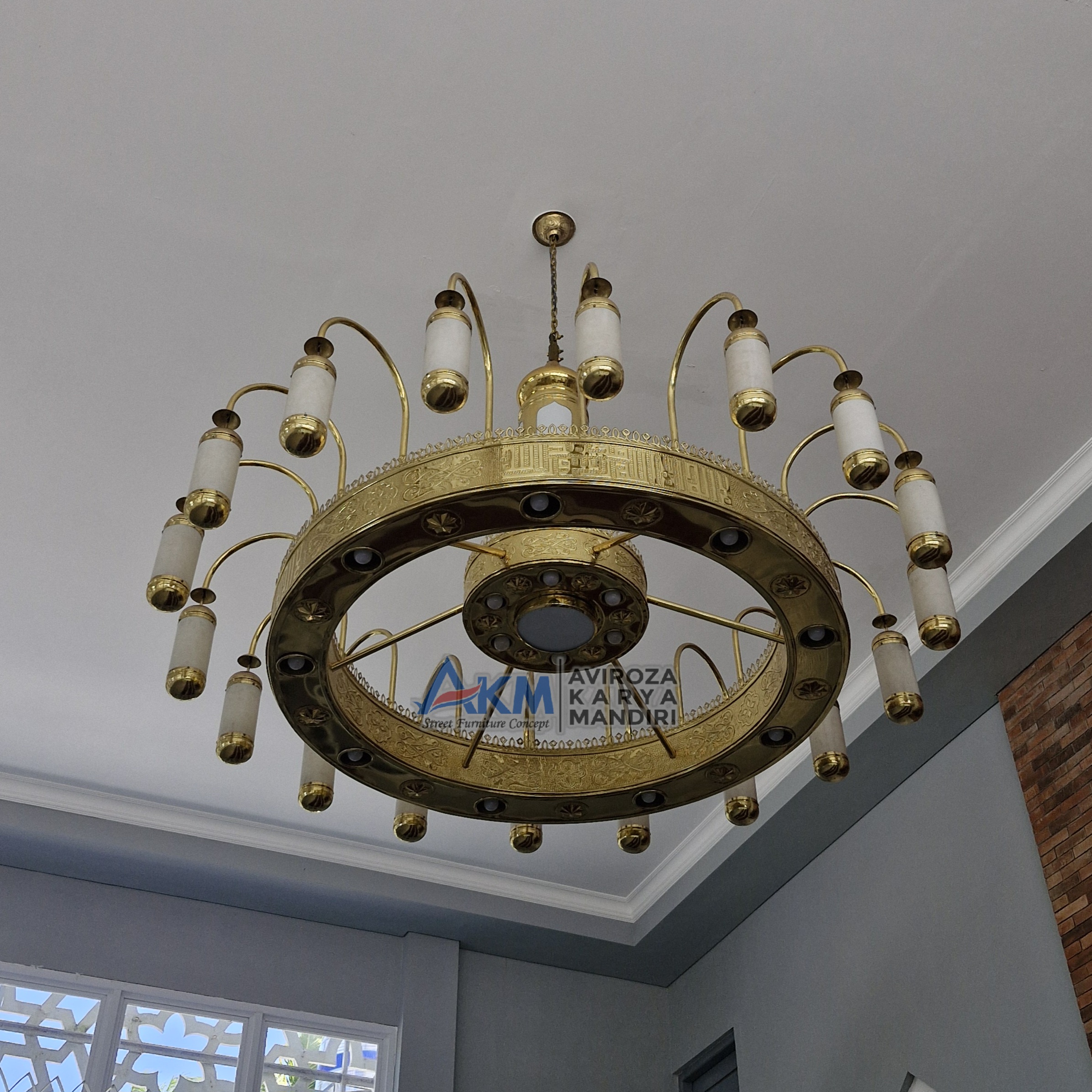 galeri Lampu Gantung Antik