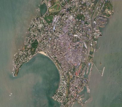 Mumbai City is the oldest district of Mumbai and home to the city’s port, stadiums and many cultural institutions. © 2019, Planet Labs Inc. All Rights Reserved.