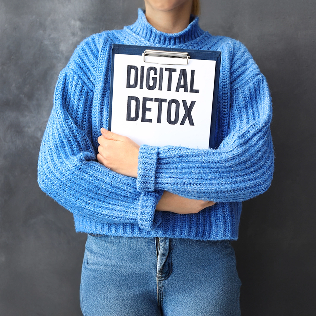 Copertina del corso: Digital Detox: liberati dalla dipendenza dallo smartphone, insegnato da una psicoterapeuta
