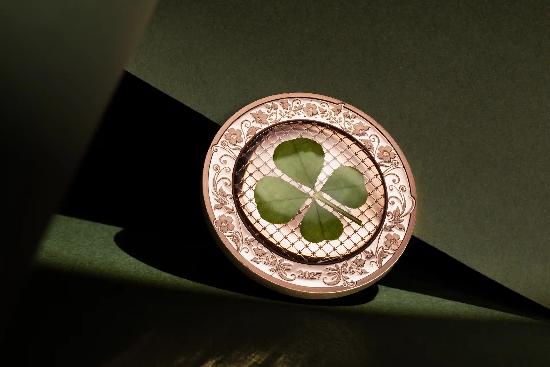Item/11034/gallery/original/31258_Ounce_of_Luck_2027_s3.jpg