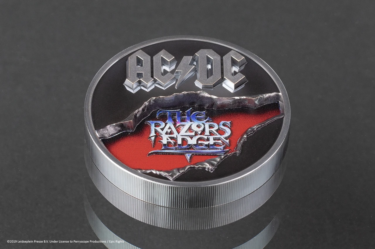 Item/8180/gallery/original/28940_ACDC-The Razors Edge_s2.jpg