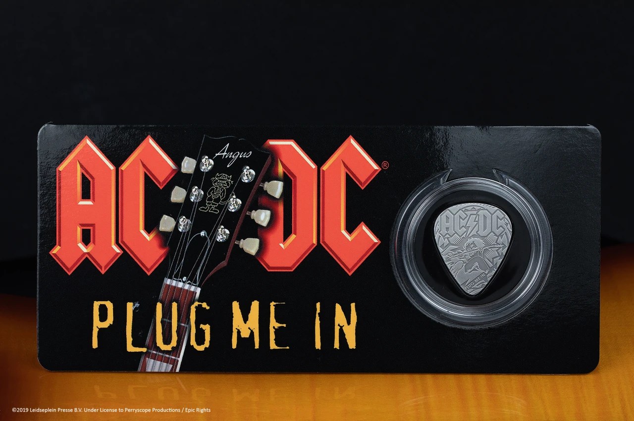 Item/8193/gallery/original/28955_ACDC-Guitar Pick - Plug me in_s1.jpg