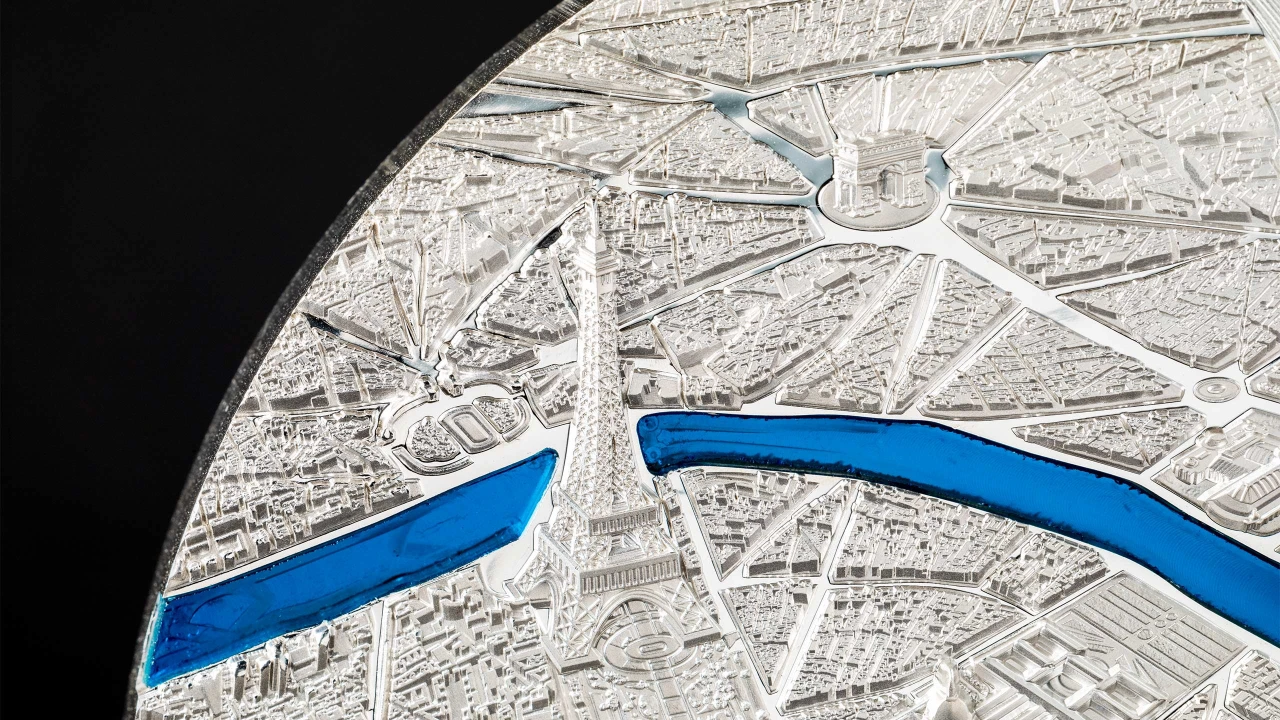 Tiffany Art Metropolis – Paris Kilo Edition