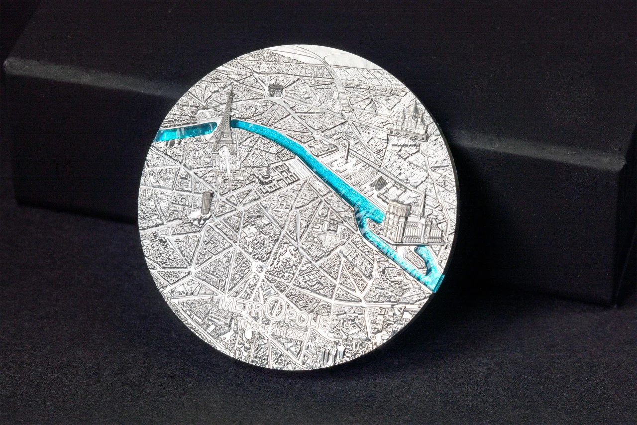 Tiffany Art Metropolis – Paris