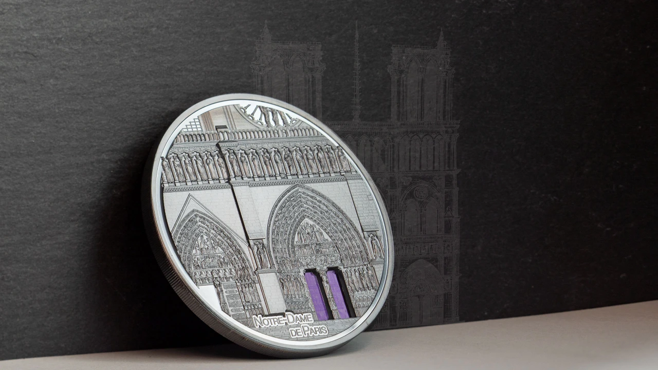 Tiffany Art Metropolis – Notre-Dame Black Proof