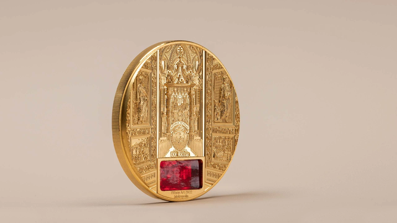 Tiffany Art Metropolis – San Pietro Gold