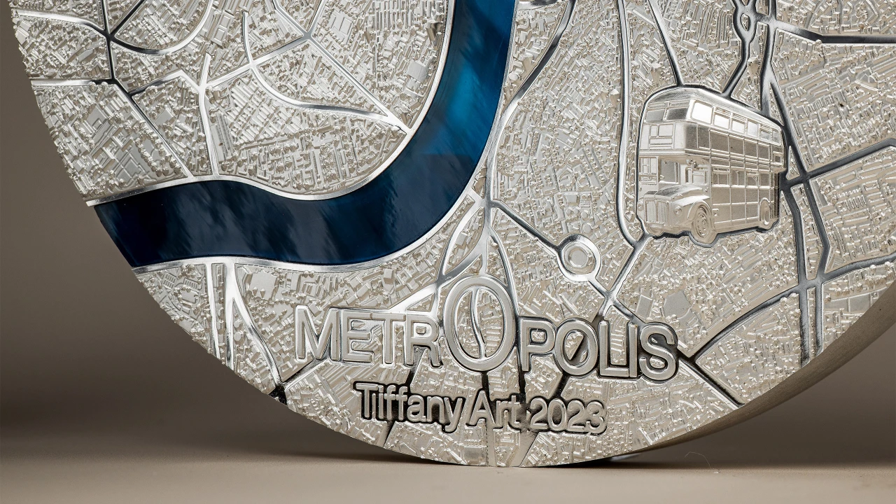 Tiffany Art Metropolis – London Kilo Edition
