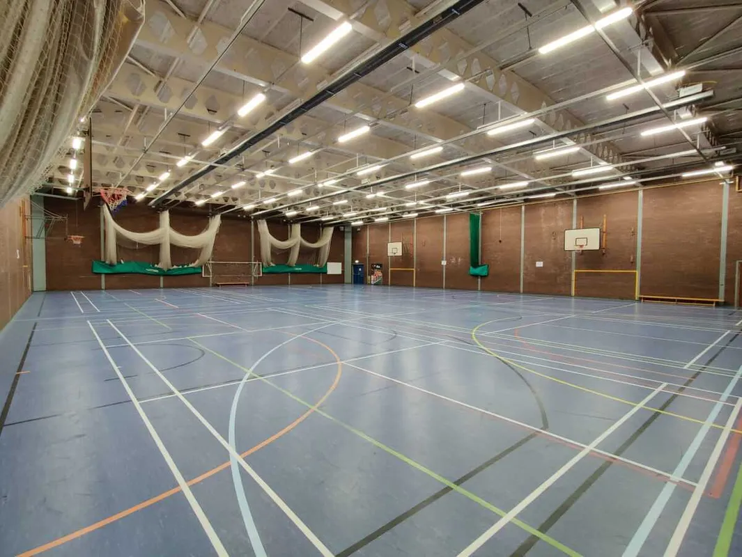 Queen'S Park High School
