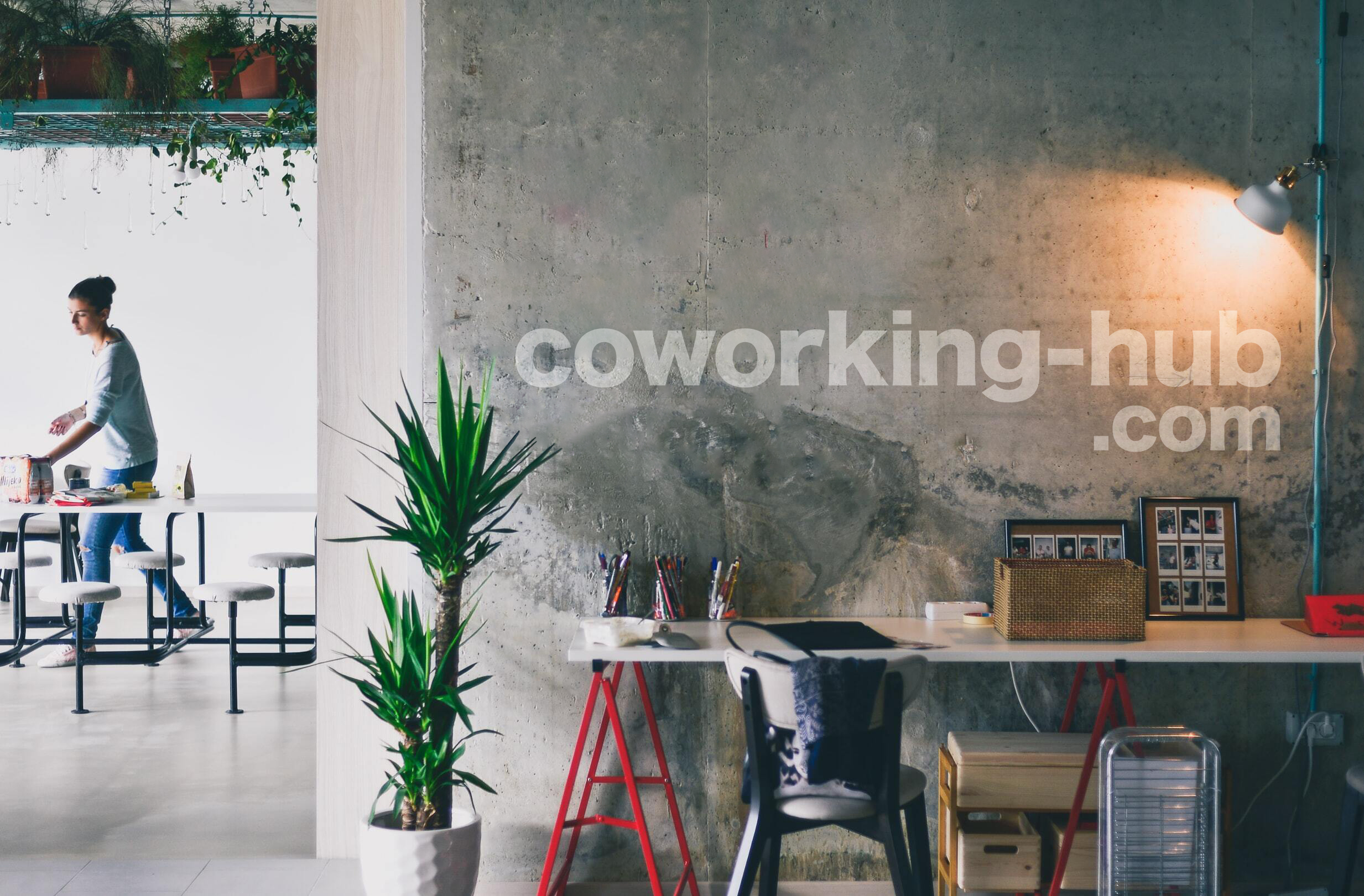 coworking space ミタカフェ