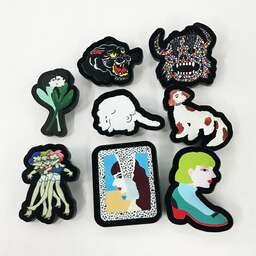 アクリルピンバッジ (3cm×3cm以内) (10個セット) (品番ACR-P03)