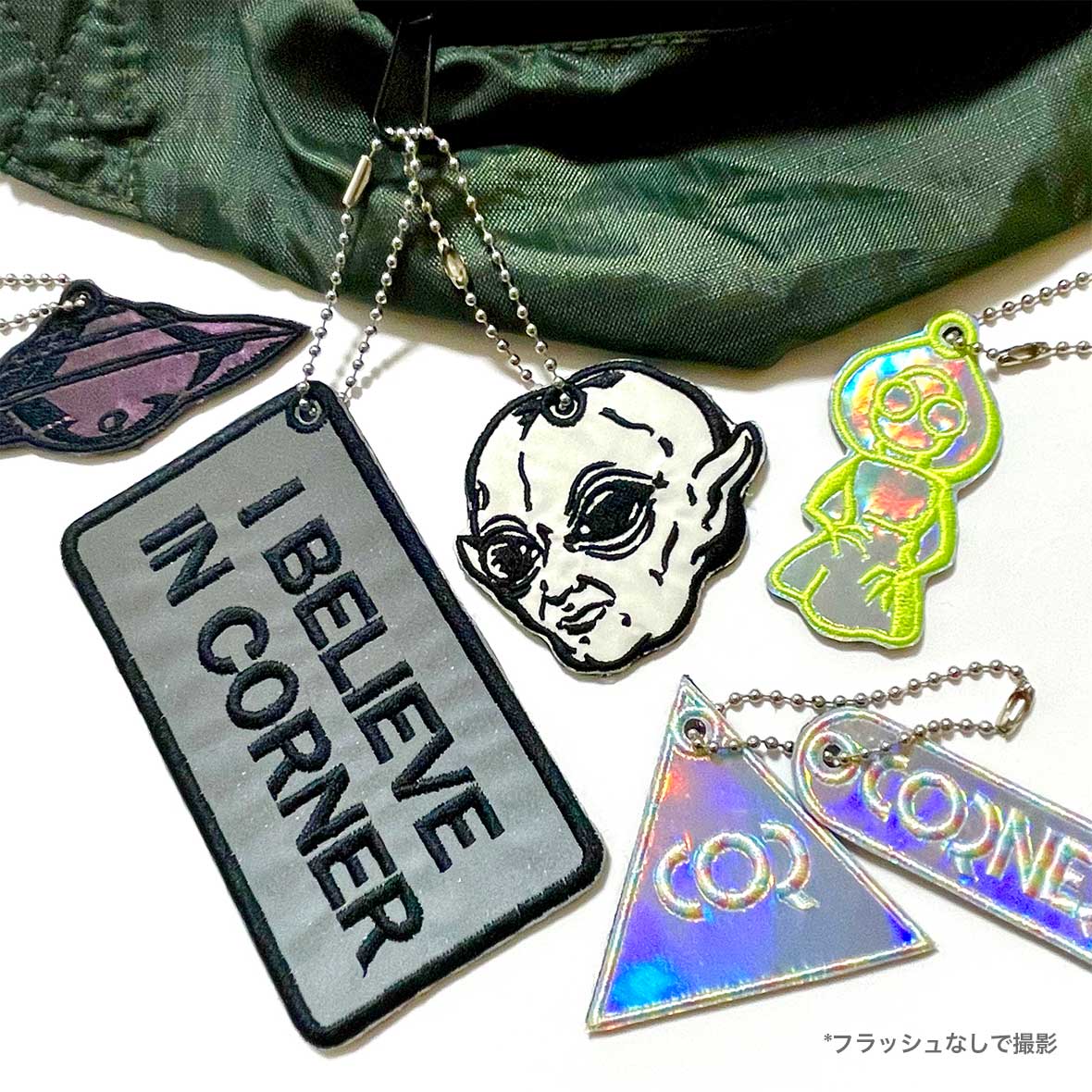 リフレクター・オーロラ素材 刺繍ワッペン キーホルダー 80mm×80mm以内 (5個セット) (品番WAP-80-5)