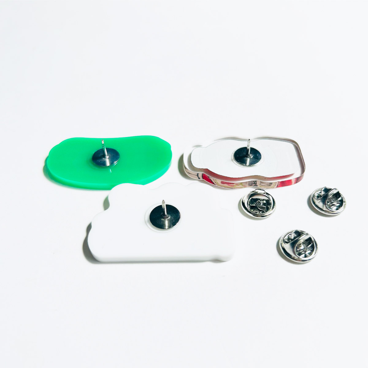 アクリルピンズ (4cm x 4cm以内) (5個セット) (品番ACR-P04)