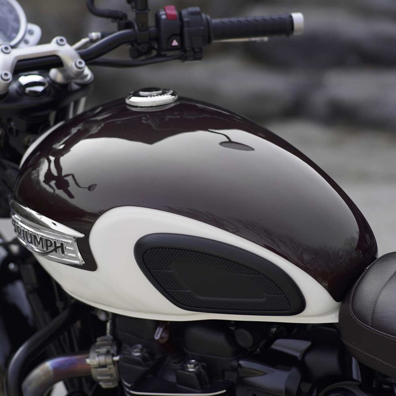 triumph street twin gas tank