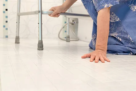 Elderly-woman-fell-down2-iStock-543088906.jpg