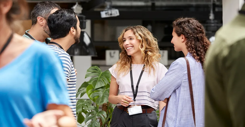 Group-talking-woman-in-focus-GettyImages-966266132-web.jpg