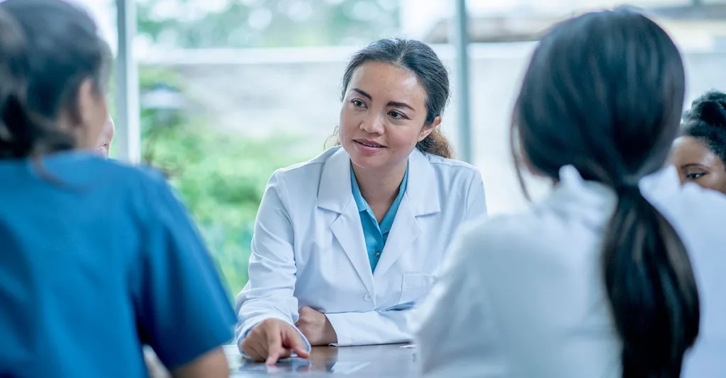 Nurse-leader-GettyImages-1326862220.jpg