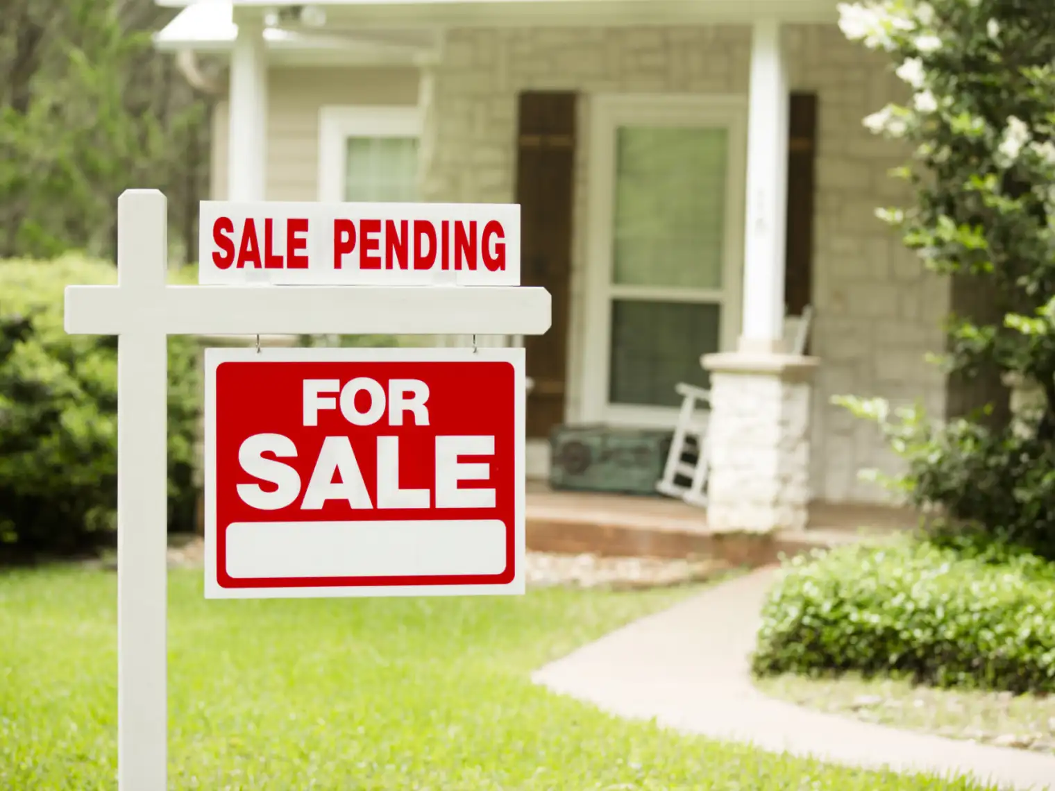 pending home sales decline
