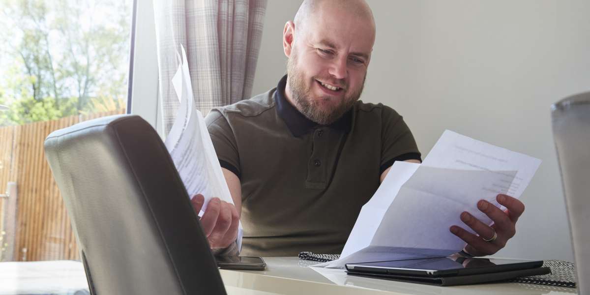 How to Refinance a Mortgage With Bad Credit