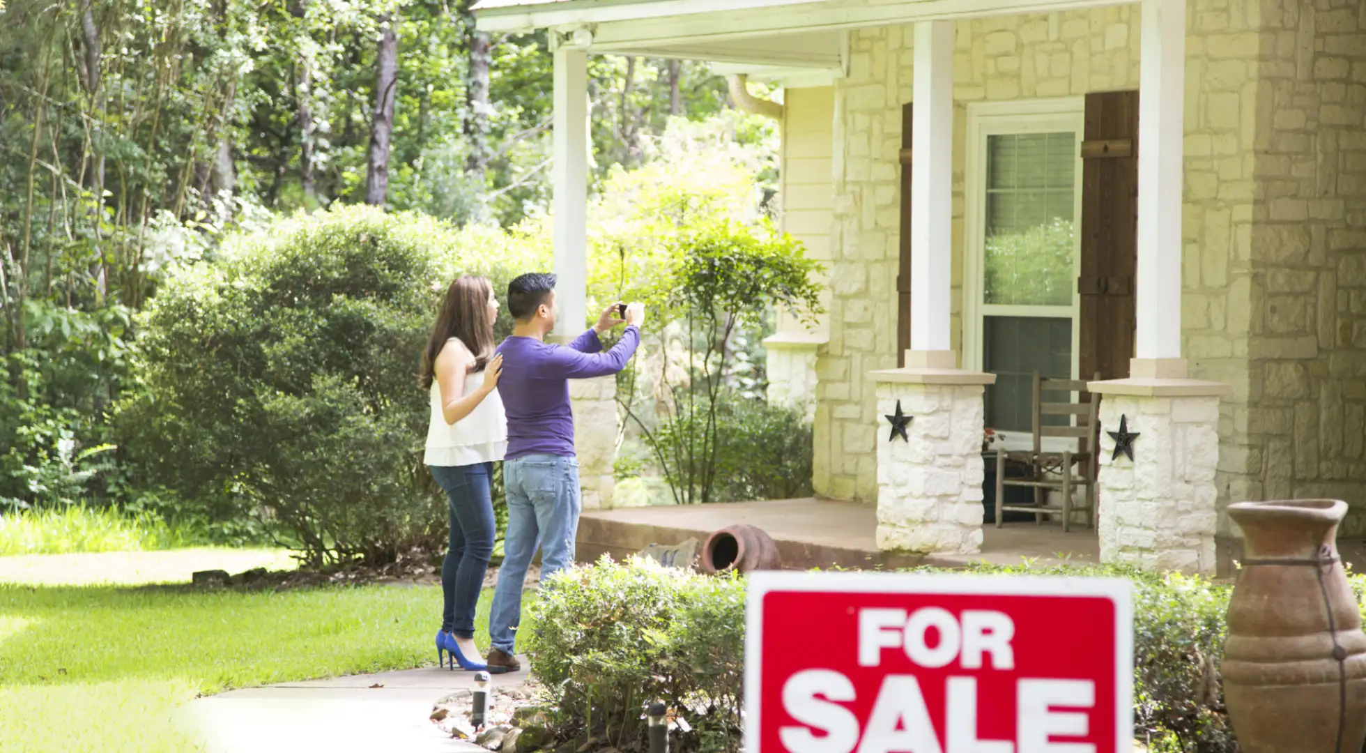 Pending Home Sales Slide as Inventory Falls to Record Low home for sale sign