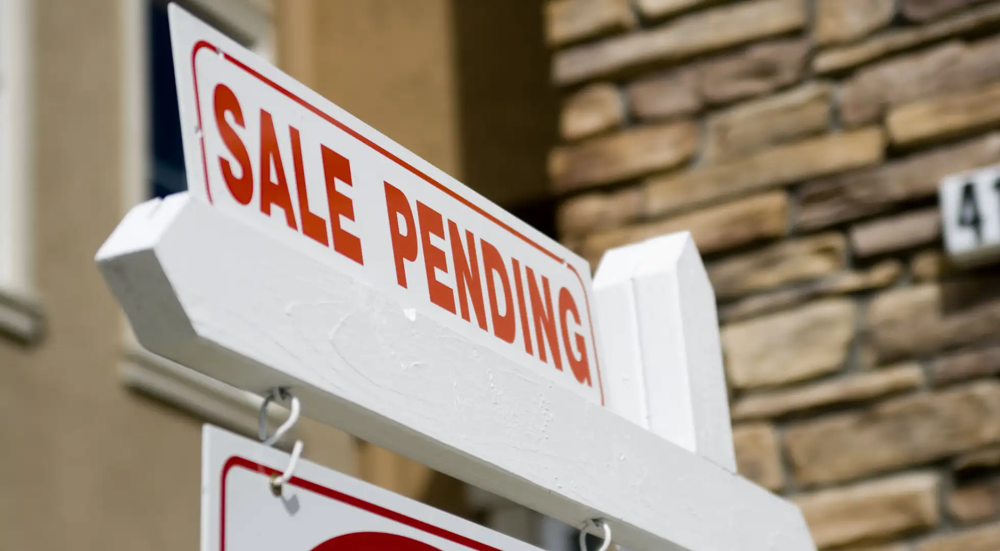 pending home sale sign