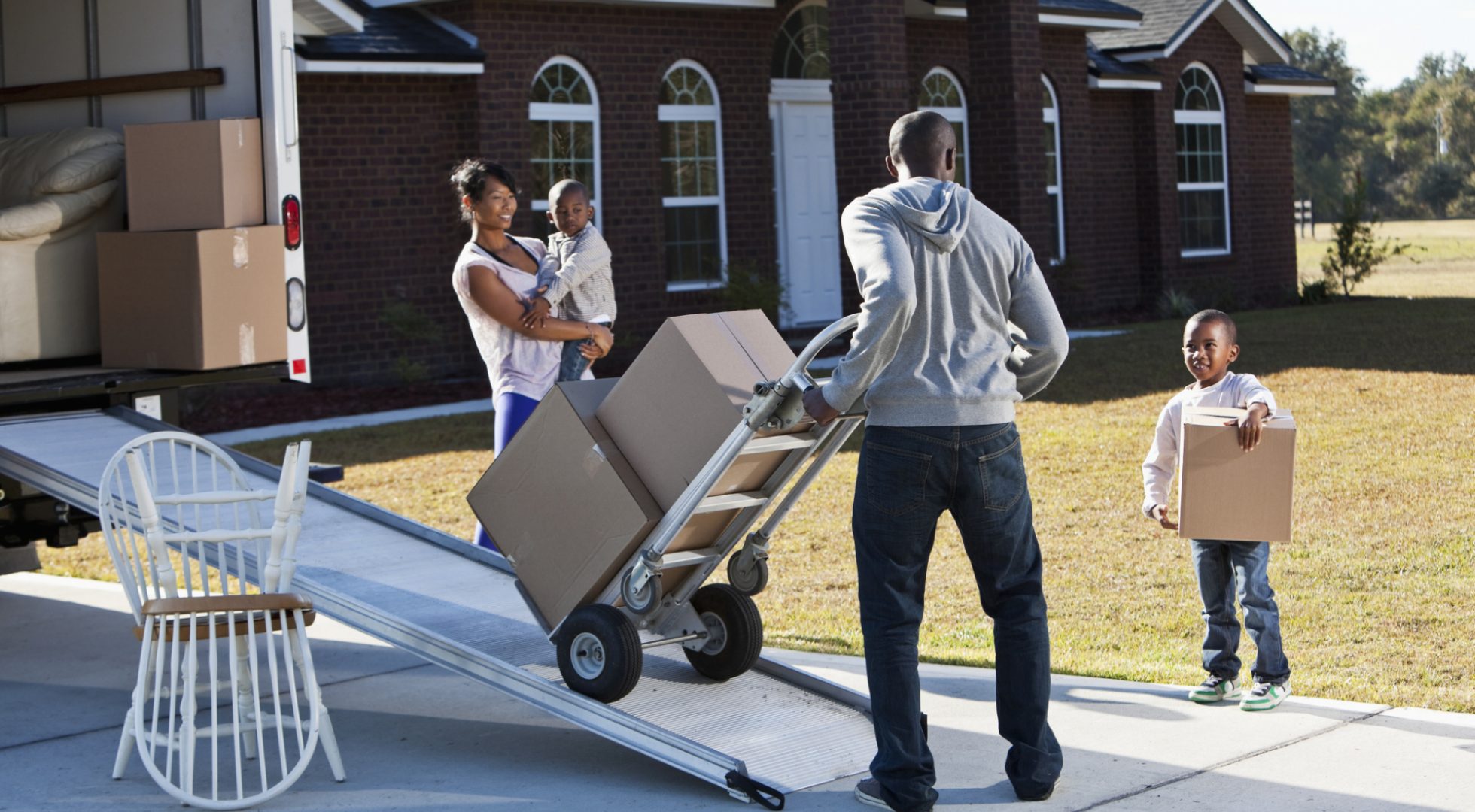 Free Moving Checklist PDF Download + Planning Your Move Weekly Schedule