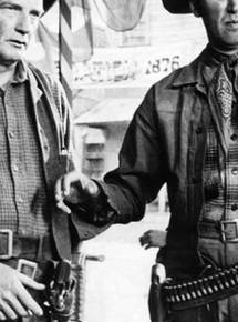 A Deeper Look At Cross Draw Holsters: Pros, Cons & More