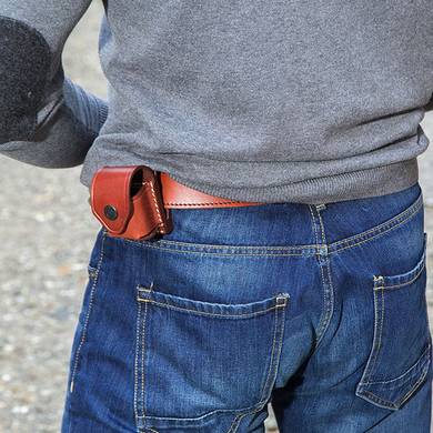 Speedloader pouch for single action revolvers